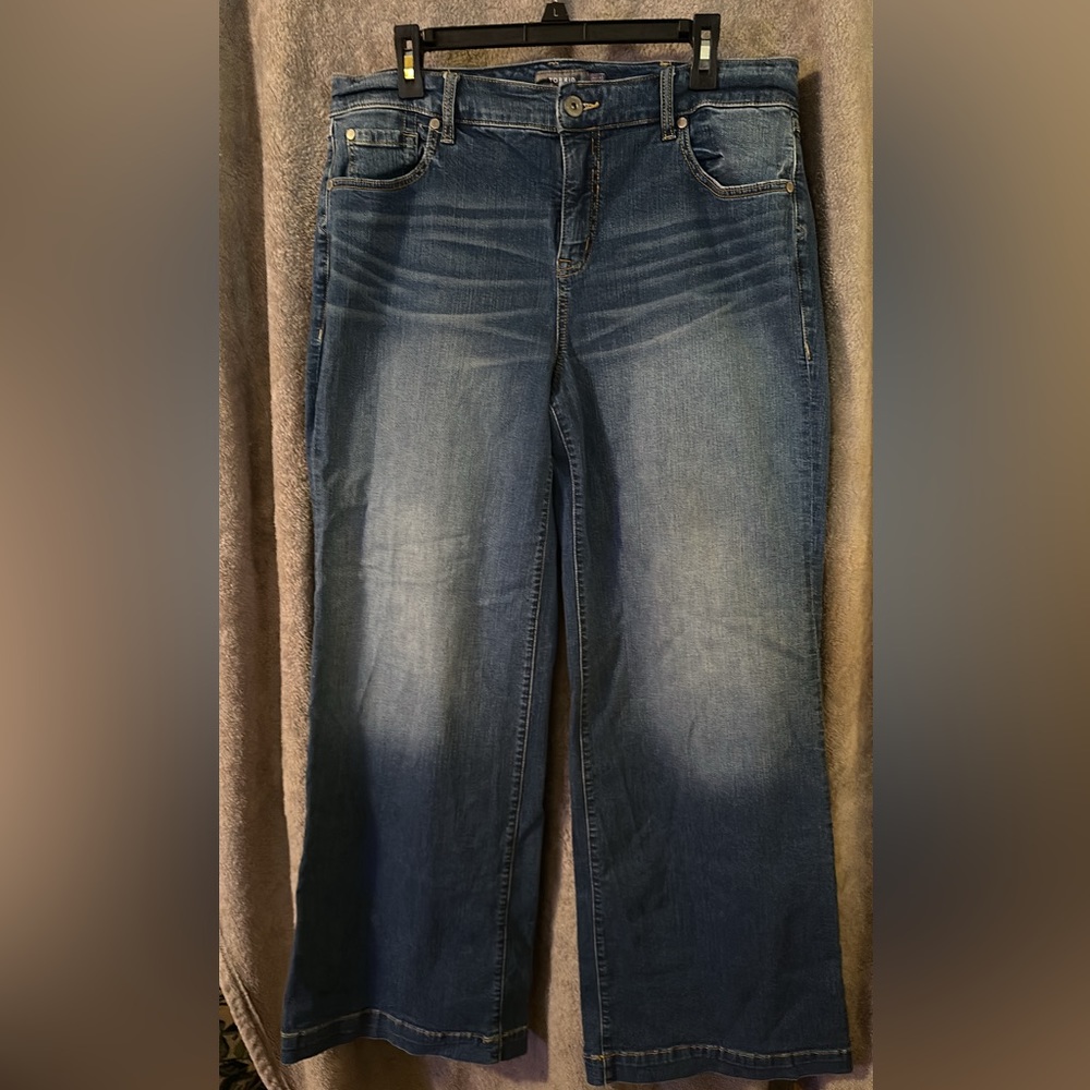 Wide leg TALL Torrid jeans EUC